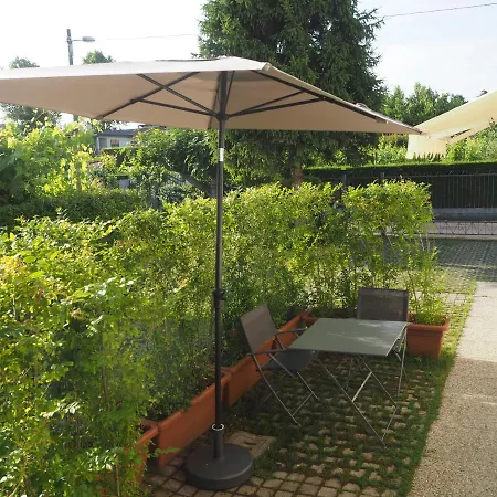 Victoria House Venice 아파트 *